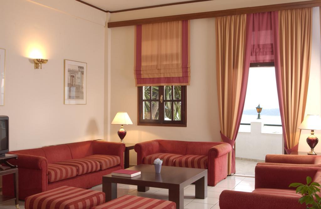 Hôtel Marilena à Ypsos Extérieur photo