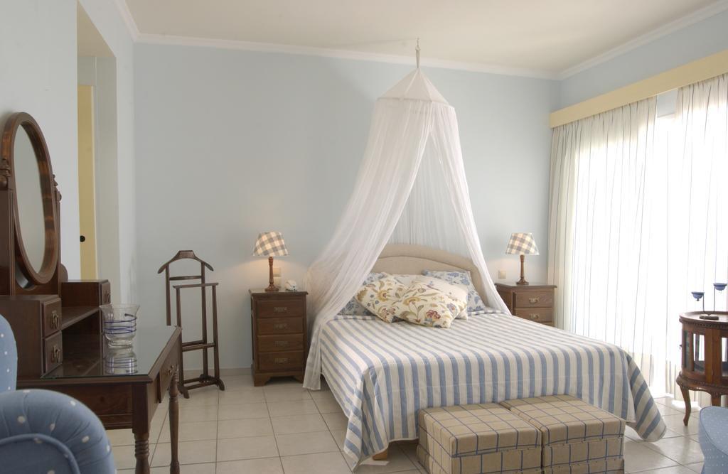 Hôtel Marilena à Ypsos Chambre photo
